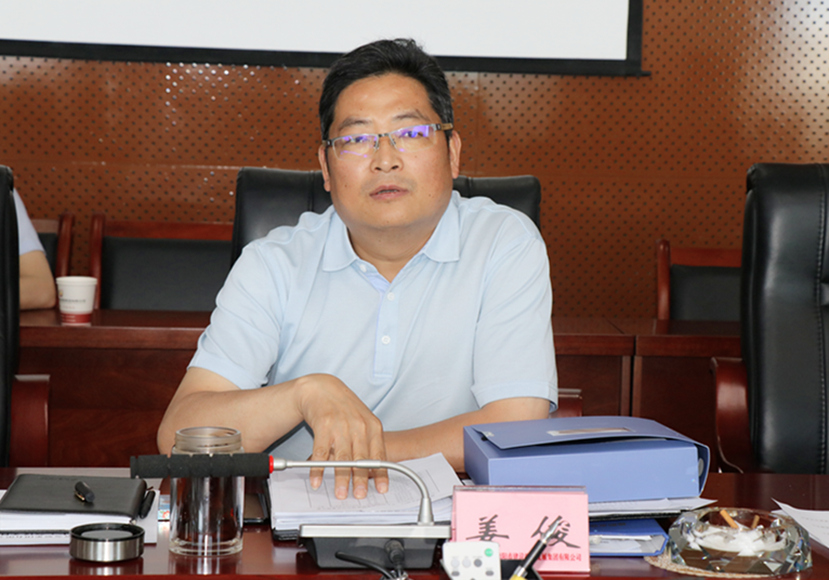 2018年6月8日 集團(tuán)公司黨委組織召開“大學(xué)習(xí)、大討論、大調(diào)研”專題討論會(huì)3