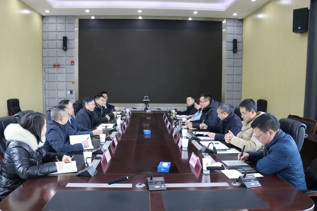 凝心聚力謀發(fā)展 攜手同心再出發(fā)——德陽發(fā)展集團(tuán)與市住建局、市交通局、市國資委謀劃部署2023年工作